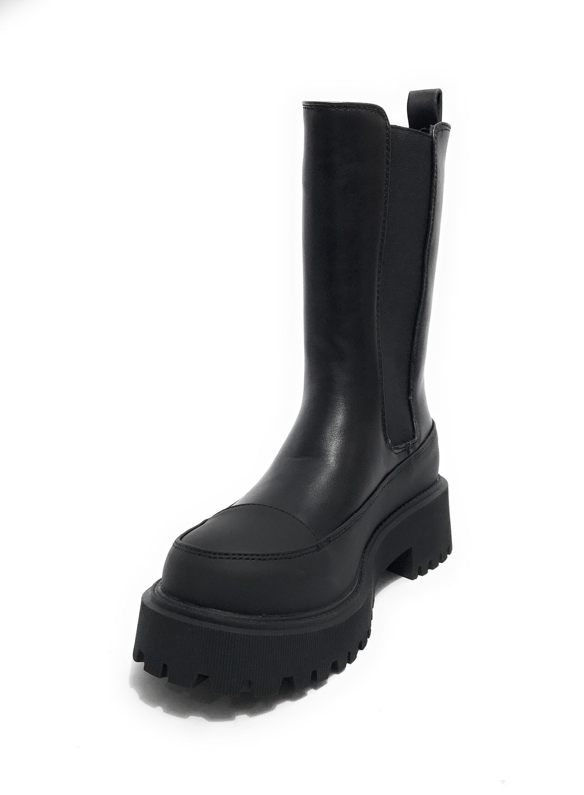 Scarpe donna Gold&gold stivaletto biker in ecopelle nero con fondo carrarmato D23GG36 GS211
