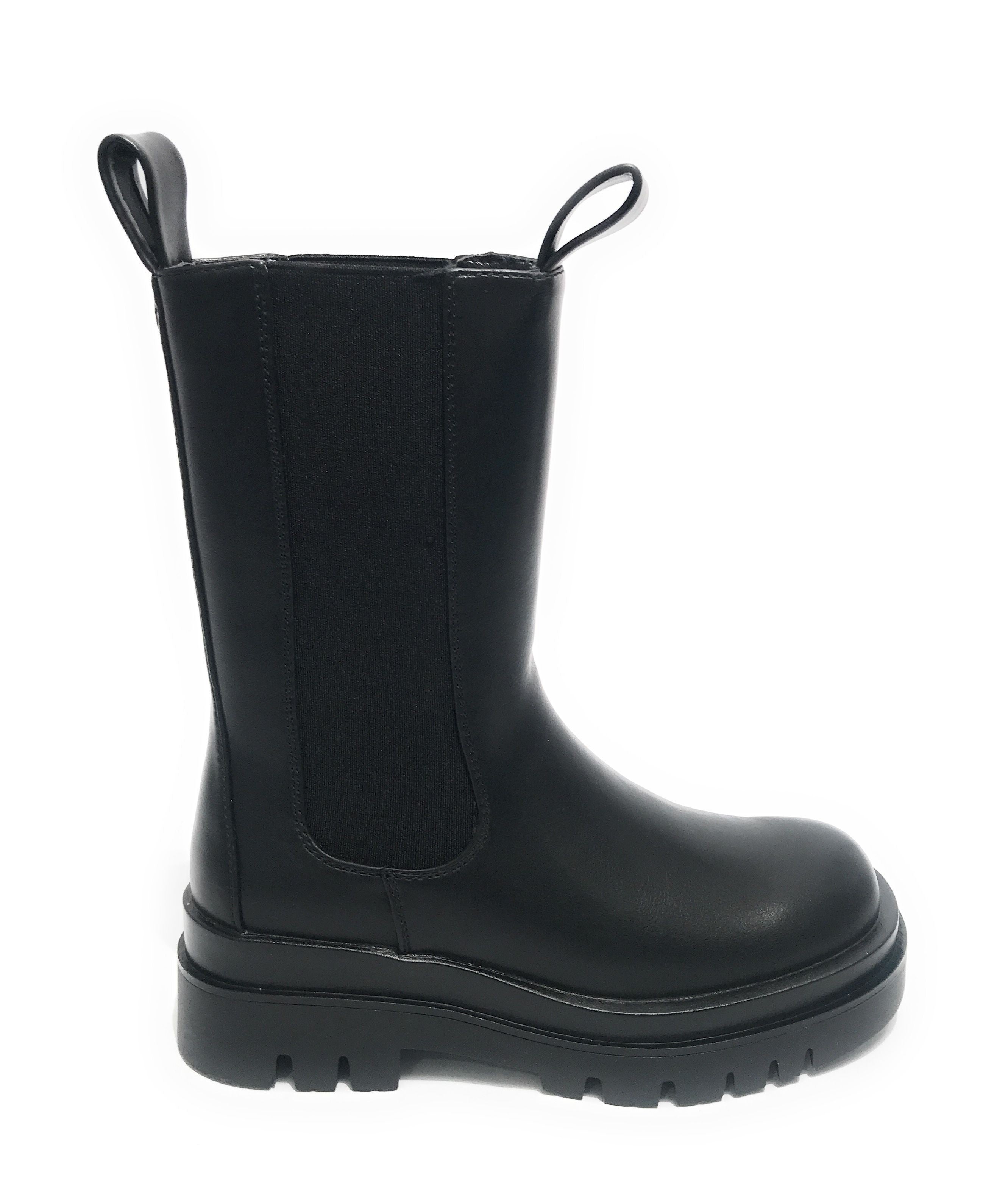 Scarpe donna Gold&gold stivaletto biker in ecopelle nero con fondo carrarmato D22GG22 GR180