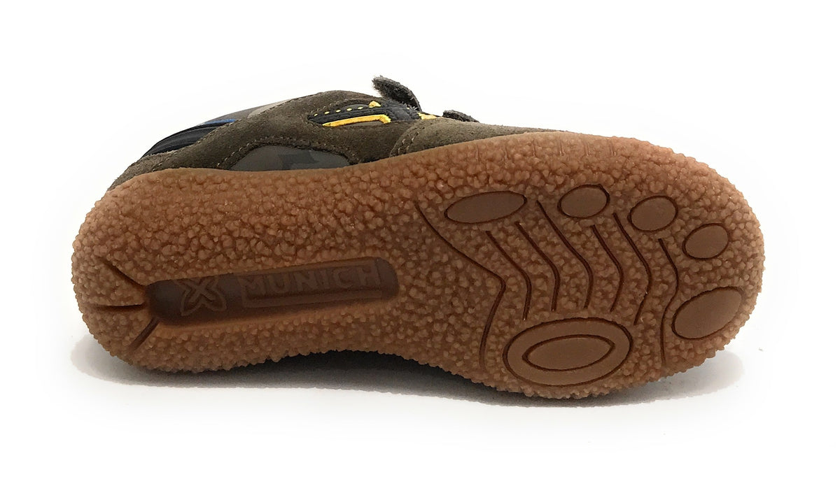 Scarpe bambino Munich sneaker con strap Mini Goal in suede verde army/ camo Z22MU09 1539