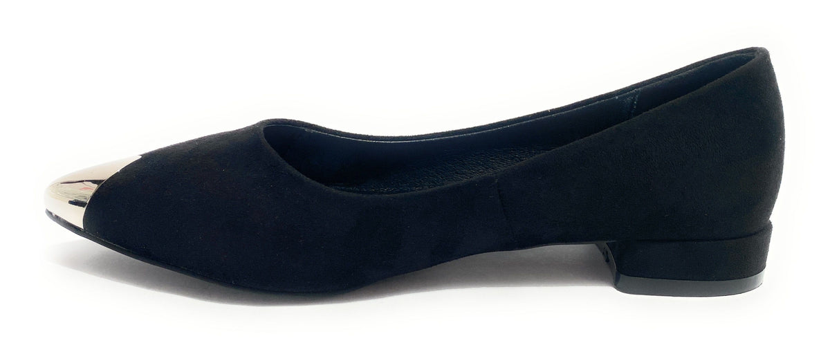Scarpe donna Gold&gold décolleté bassa a punta in ecosude nero D21GG17