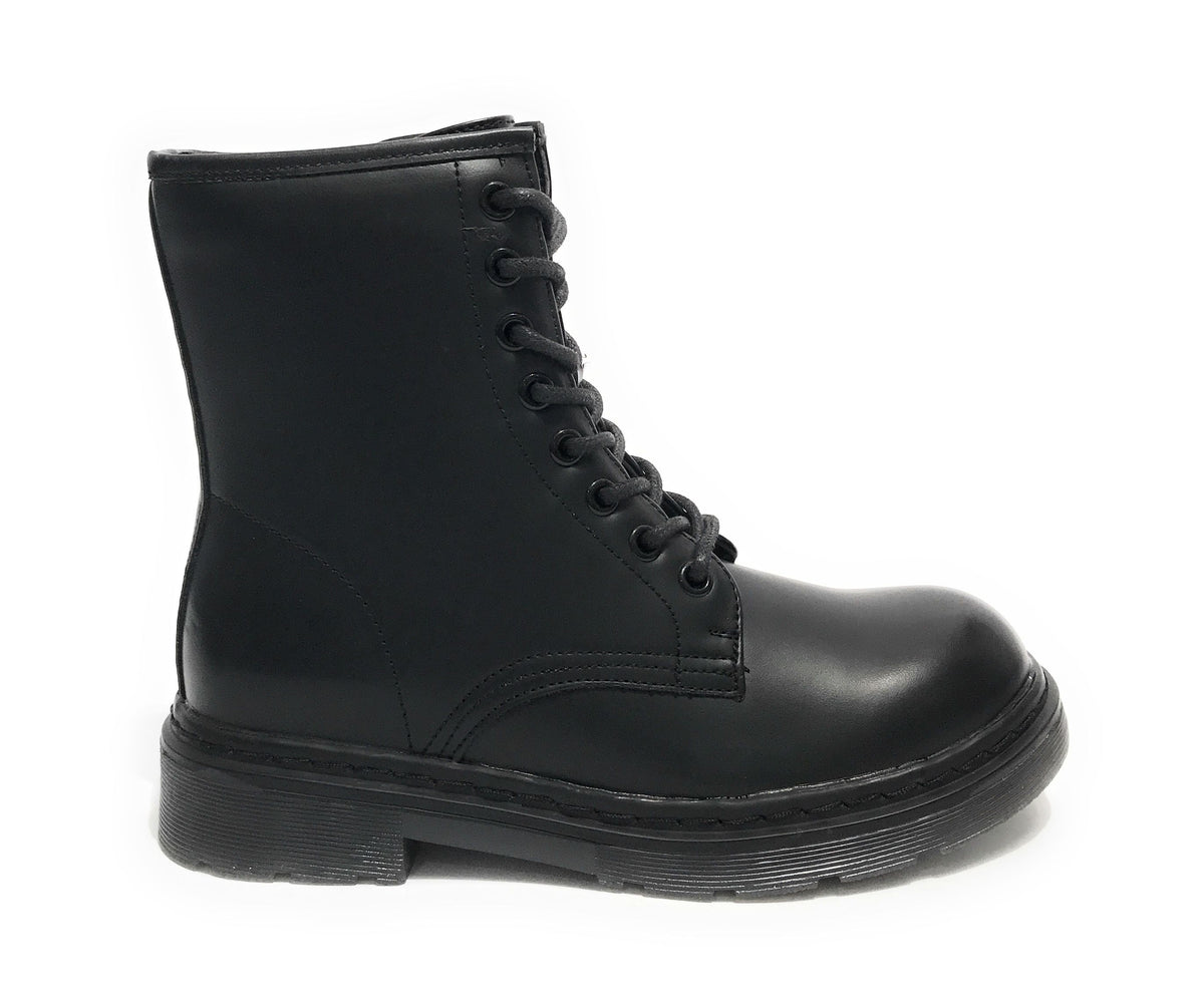 Scarpe donna Gold&gold anfibio in ecopelle nero con fondo carrarmato D22GG08 GS80