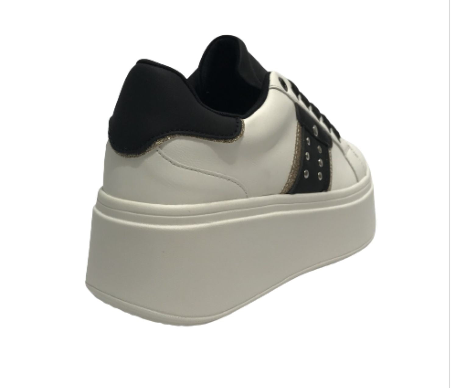 Scarpe donna sneaker Gold&gold a fondo alto in ecopelle bianco/ nero D23GG13 GB590