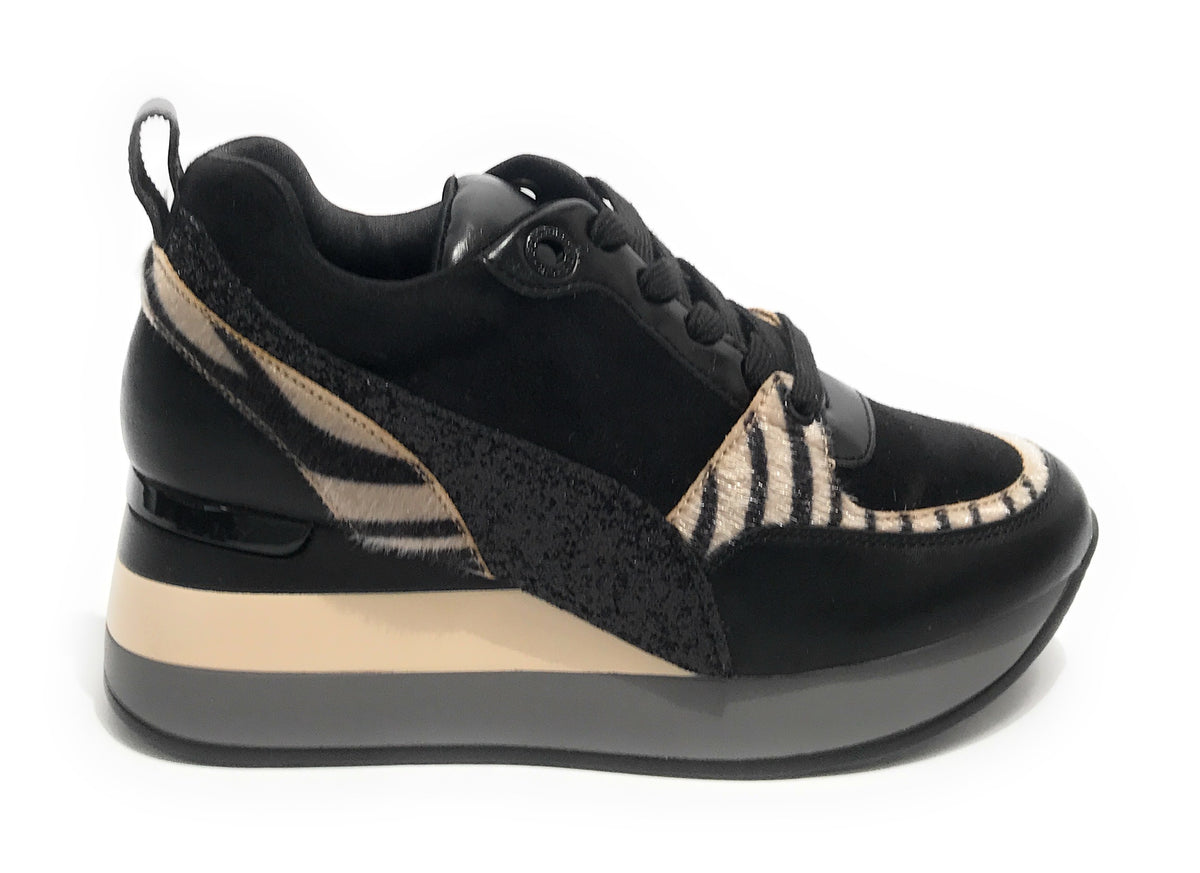 Scarpe donna sneaker Gold&gold ecopelle nero D23GG16 GB576