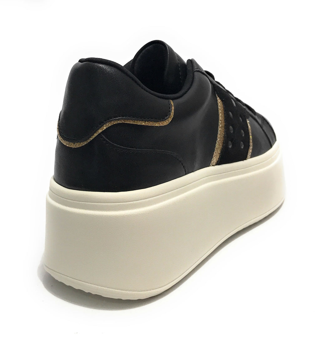 Scarpe donna sneaker Gold&gold a fondo alto in ecopelle nero D23GG06 GB590