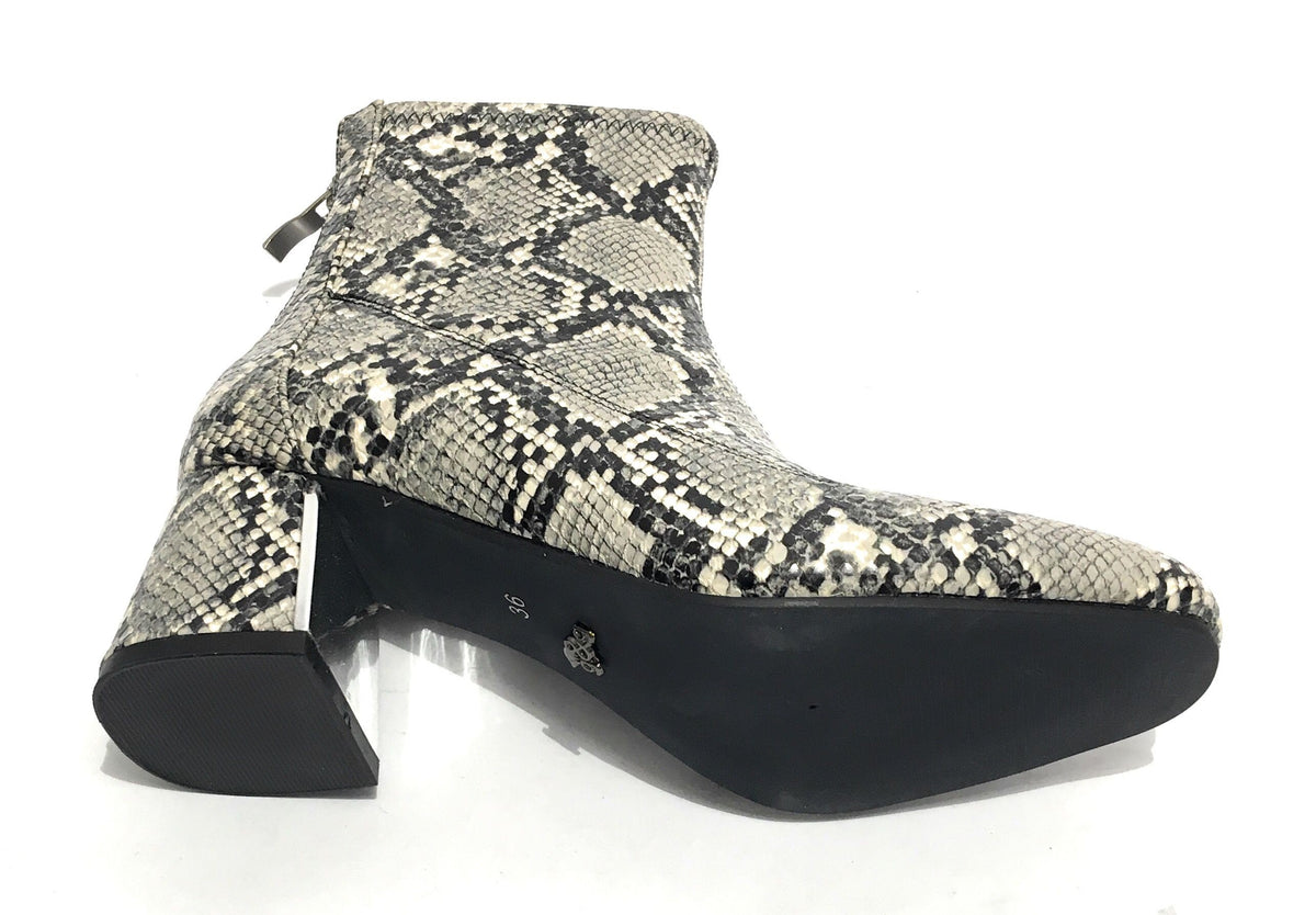 Scarpe donna ankle boot Gold&gold tc 60 in ecopelle stampa pitone grigio roccia D20GG16