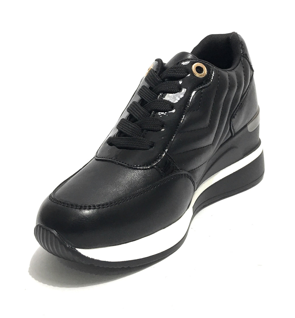 Scarpe donna sneaker running con zeppa Gold&gold in ecopelle nero D20GG27