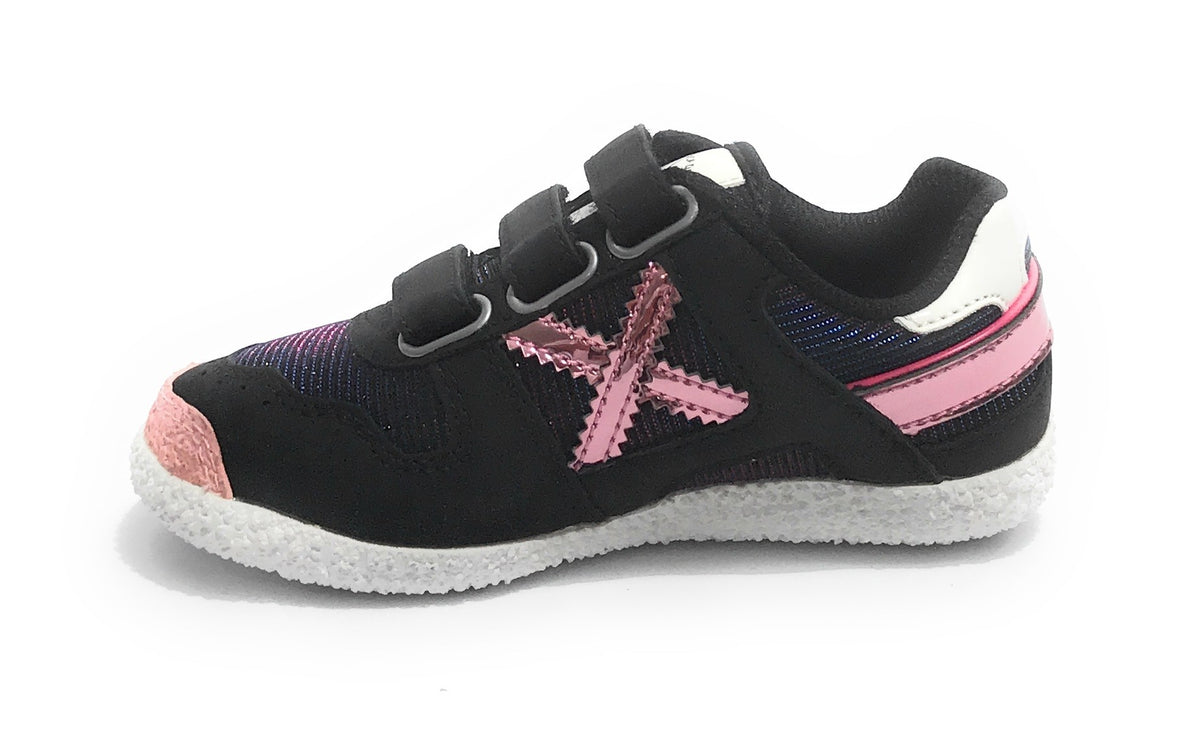 Scarpe bambino Munich sneaker con strap Mini Goal in suede nero/ tessuto Z21MU09