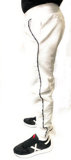 Pantalone Moschino in felpa A4314 con banda laterale colore bianco E21MO40