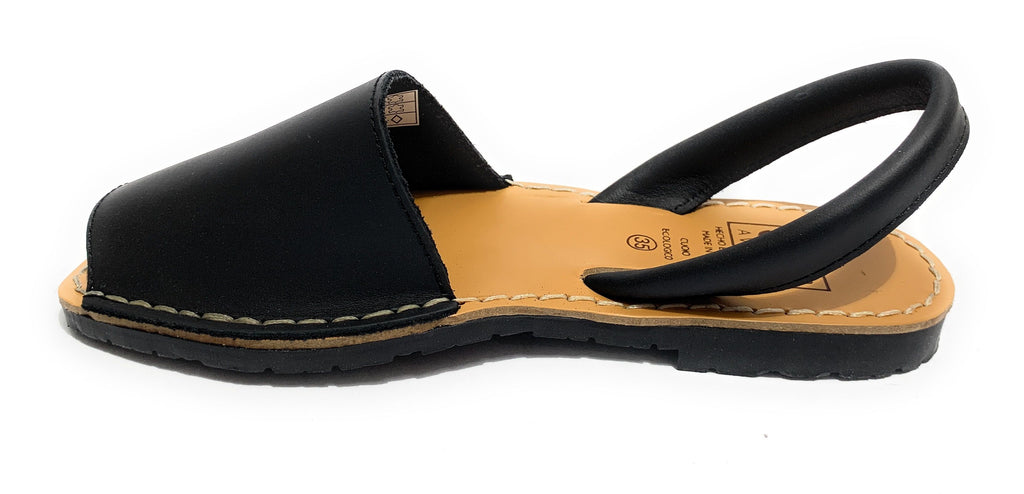 Sandalo da donna minorchina Ska Shoes Ibiza in pelle nappa nero DS22SK25