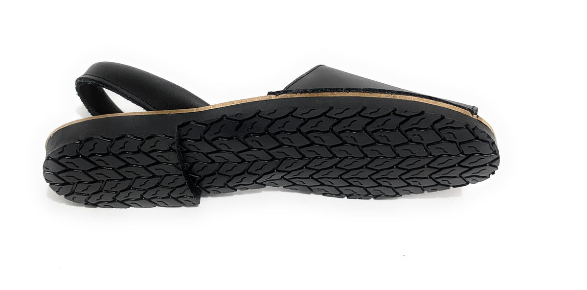 Sandalo da donna minorchina Ska Shoes Ibiza in pelle nappa nero DS22SK25