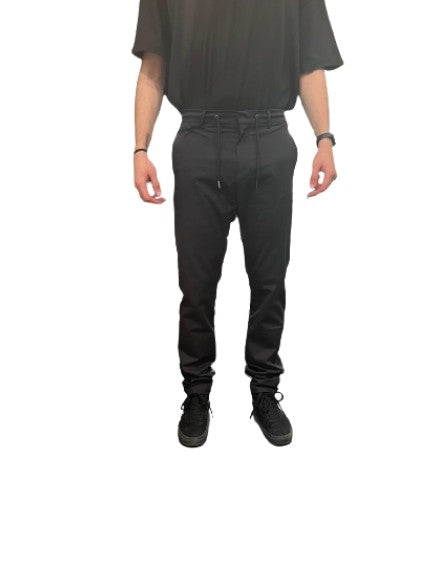 Pantaloni Guess technical pant a sigaretta nero uomo ES23GU28 M3RB23WF6A0