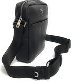 Borsa Guess tracolla uomo certosa top zip xbody flat saffiano black UB24GU07 HMECSAP3158