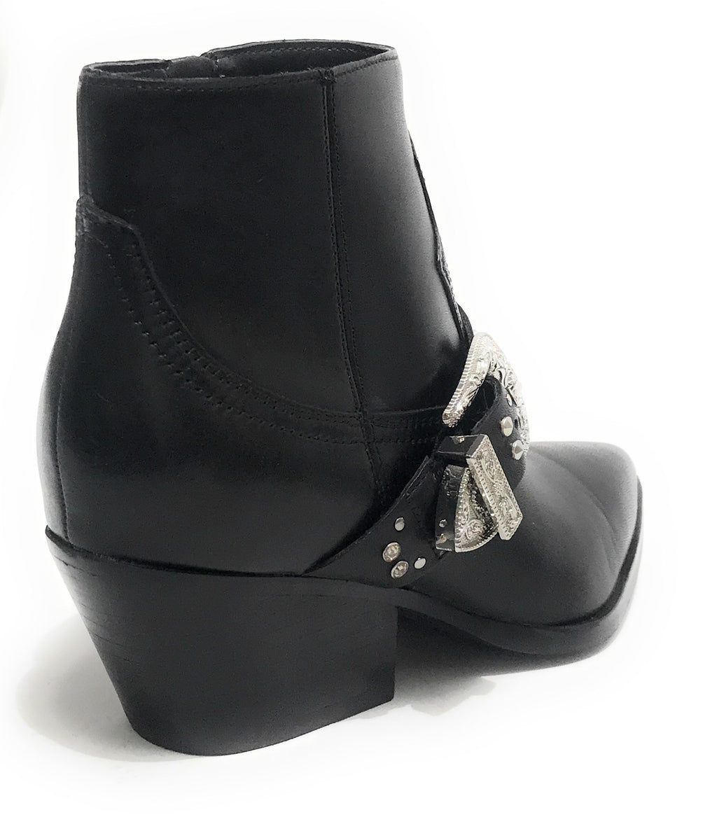 Scarpe donna Guess stivaletto texano Hermine in pelle nero D24GU47 FL7HRMLEA10