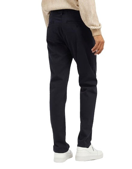 Pantaloni uomo Guess Angles chino blu scuro ES24GU06 M4RB16WFYRB G7V2