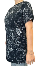 Maxi t-shirt donna Moschino nero con stampa logo ES24MO07 V6A0710 4412 1555