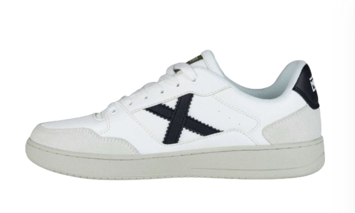 Scarpe Munich sneaker Legit Italy 63 in pelle colore bianco uomo US24MU17 8908063