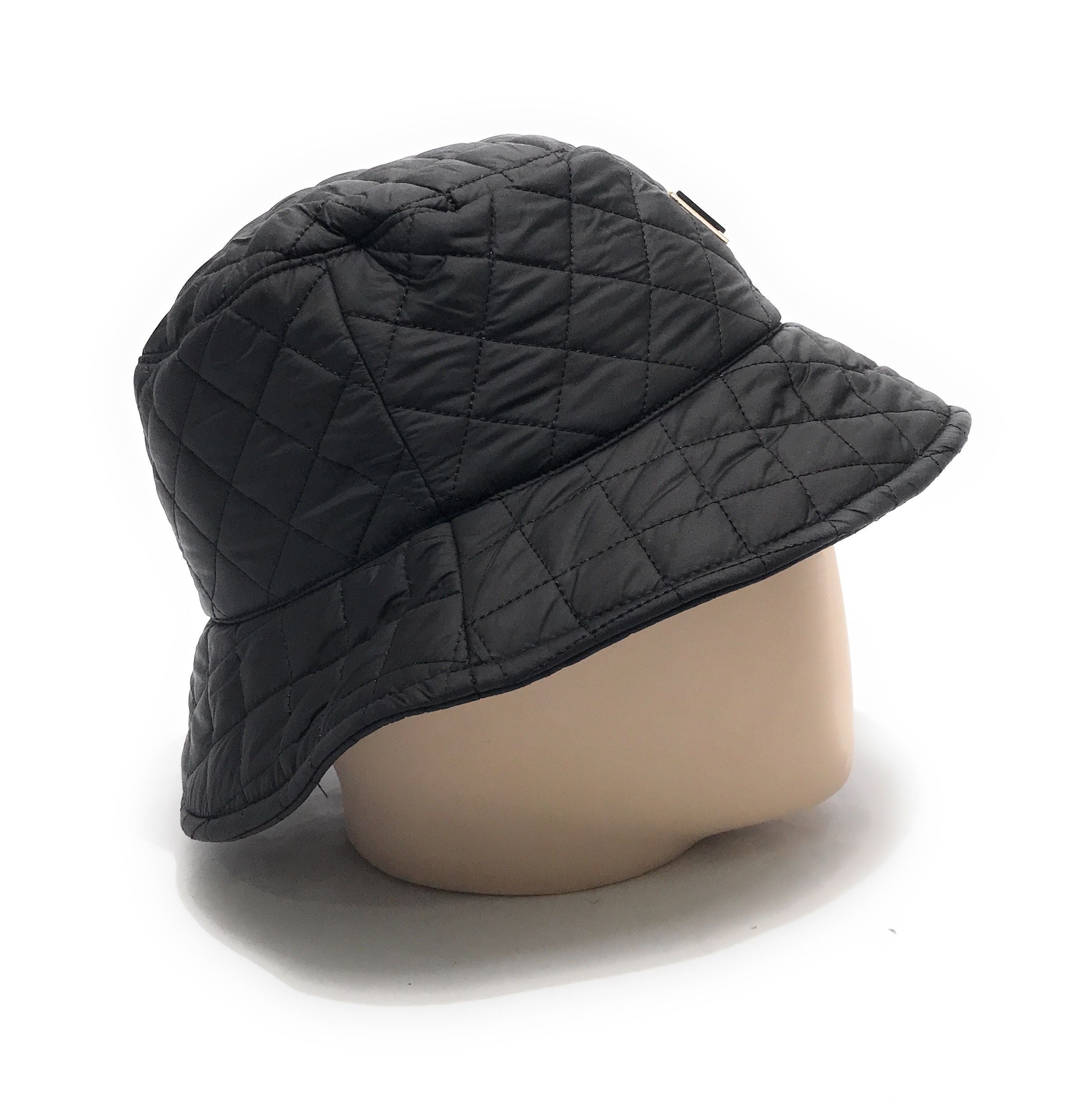 Cappello cloche trapuntato Guess rain hat black C25GU60 AW5193POL01