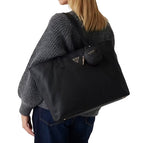 Borsa Guess shopper Power play large tech tote con pochette black BS25GU54 BG900624