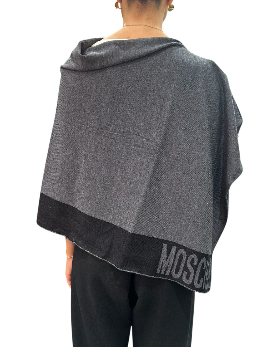 Poncho donna Moschino grigio C26MO15 30667 M3348 015