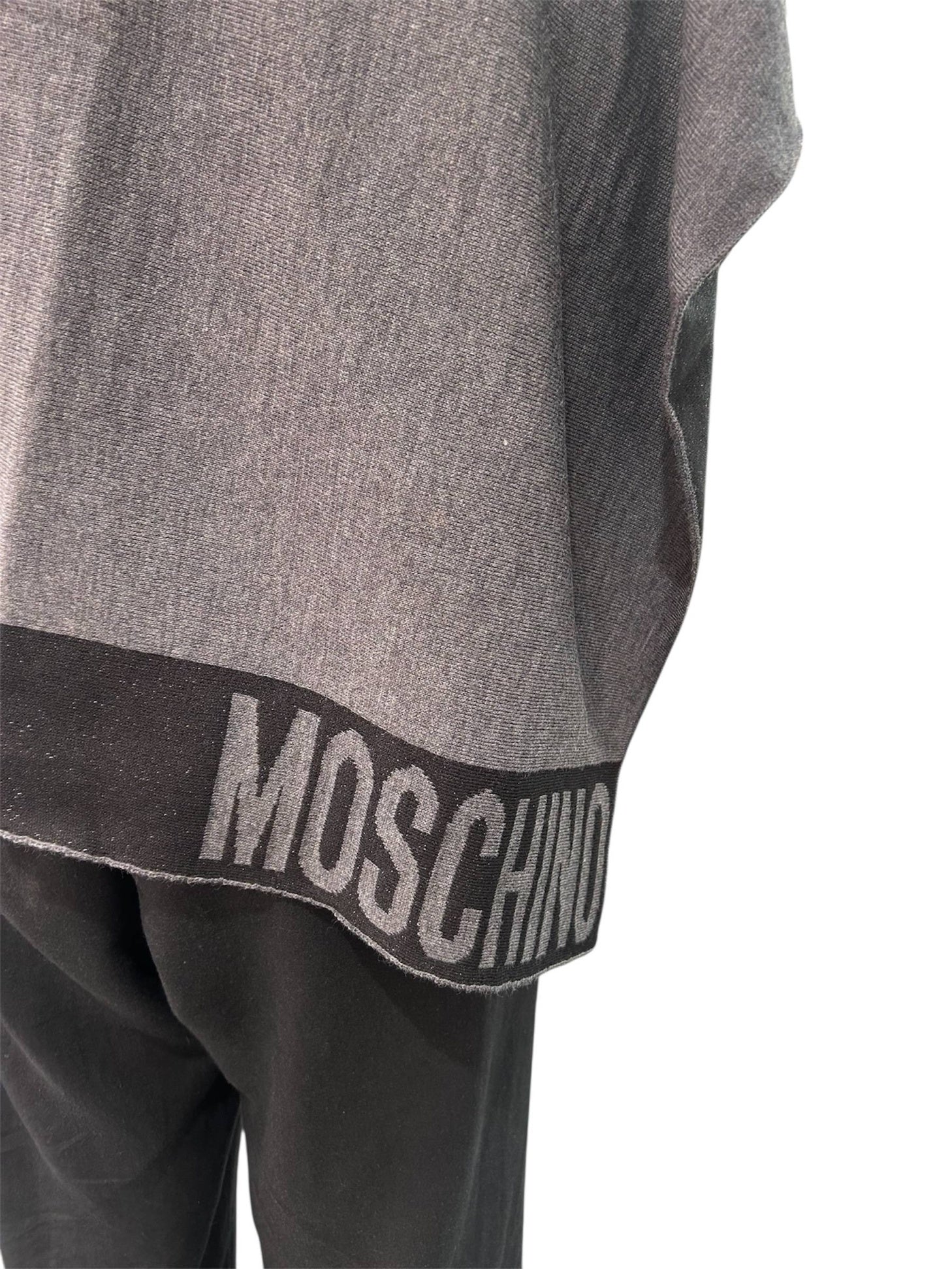 Poncho donna Moschino grigio C26MO15 30667 M3348 015