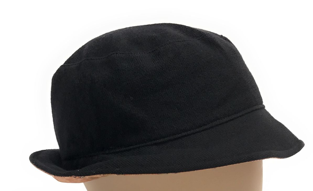 Cappello cloche Alviero Martini 1A Classe reversibile nylon nero C26PC03 H417 9655