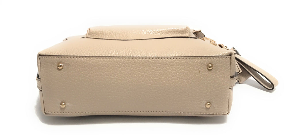 Borsa Guess Marsha crossbody bucket bag light taupe BS26GU51 BG950104
