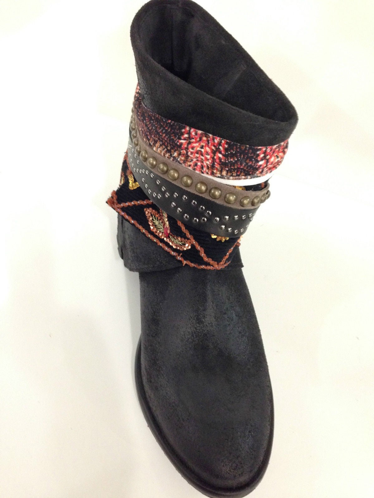 SCARPE  DONNA TEXANINO LAVORATO A MANO IN CAMOSCCIO NERO ECLIPSE H.MADE  D14PR02