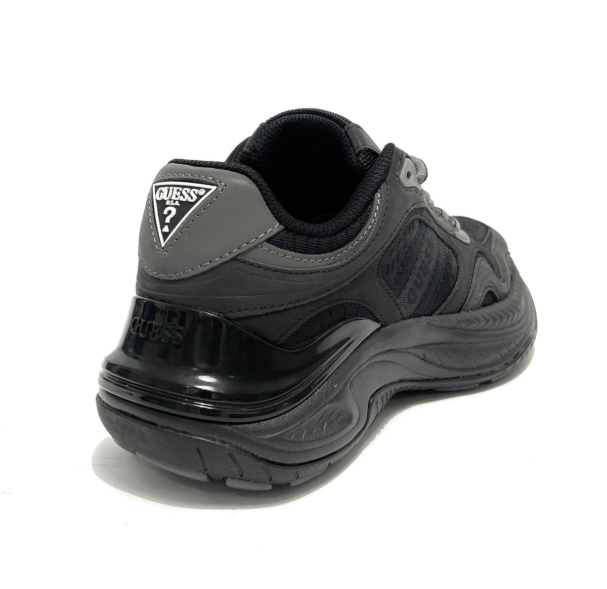 Scarpe uomo Guess sneaker Squan black U27GU06 FMTSQUELE12