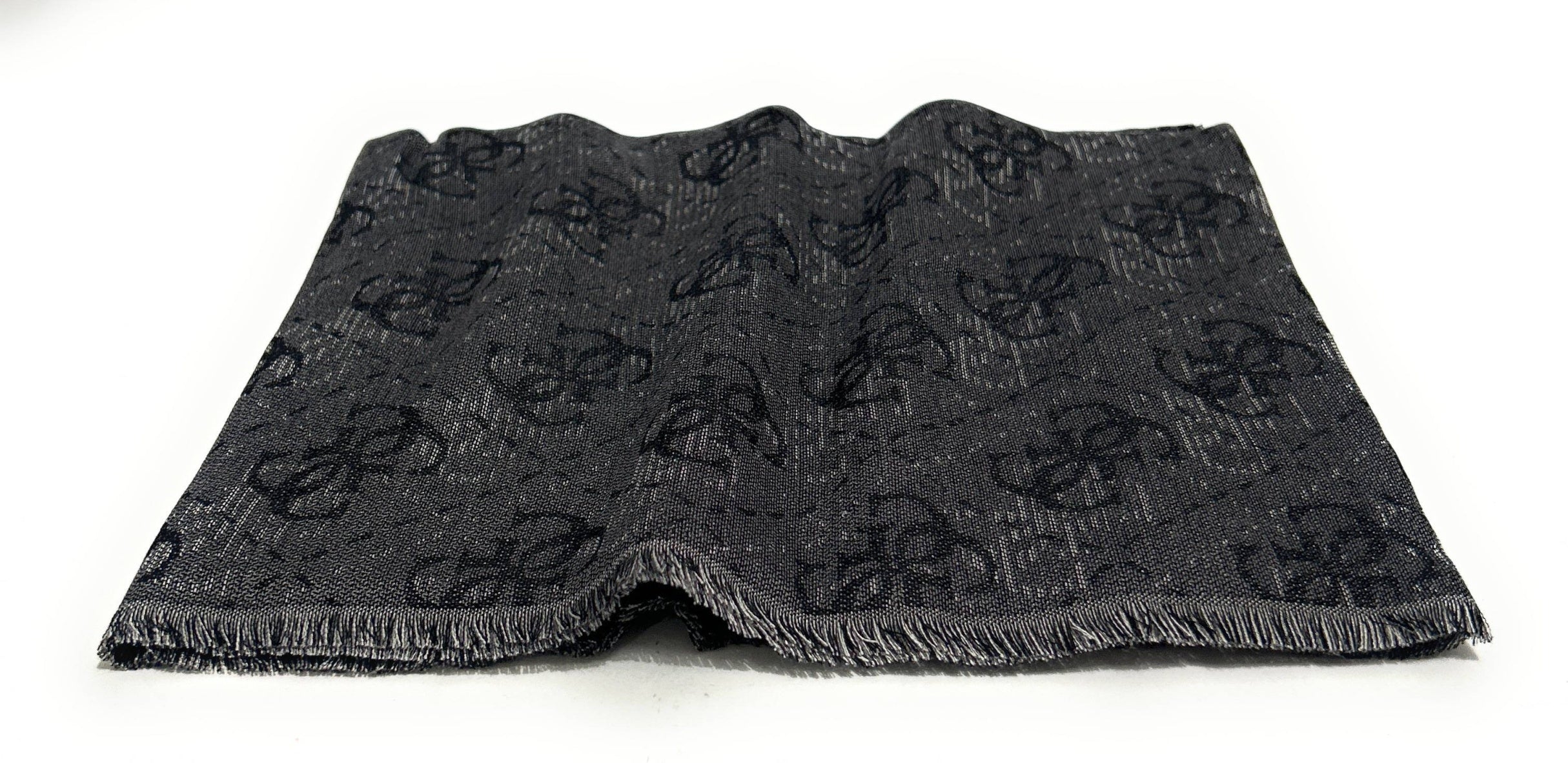 Foulard unisex Guess Boston jacquard nero multilogo C27GU08 AM9618MOD03